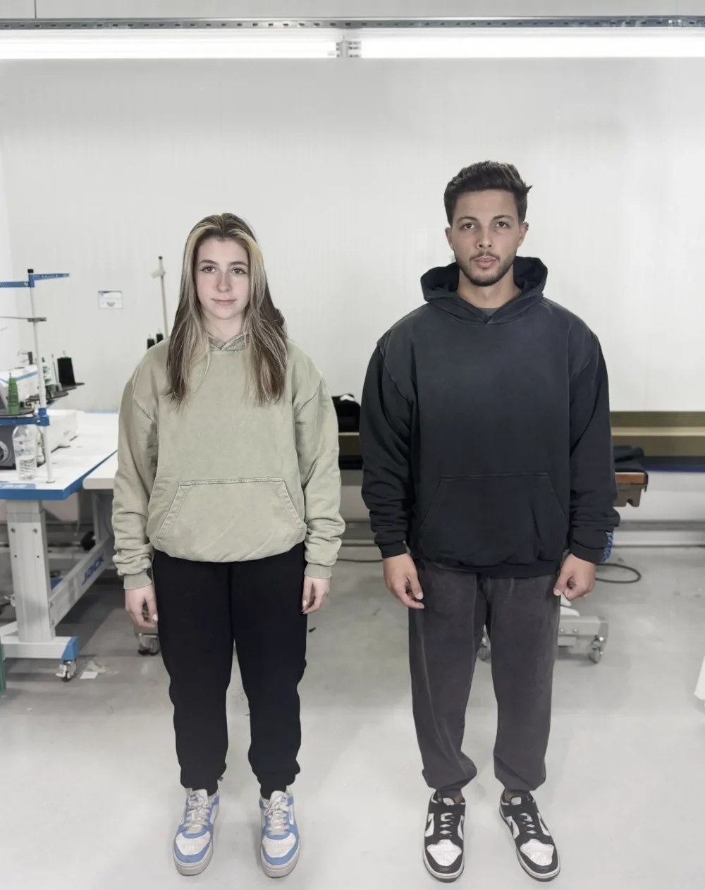 reversible-hoodie-oversized-1200-gsm-45-4.jpg